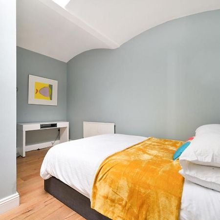 Cozy Hideaway In South Ken! Apartment London Ngoại thất bức ảnh